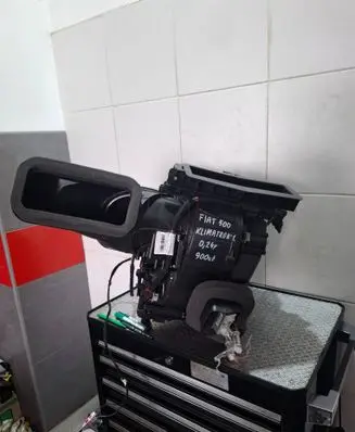 Fiat 500E Electric car heater 