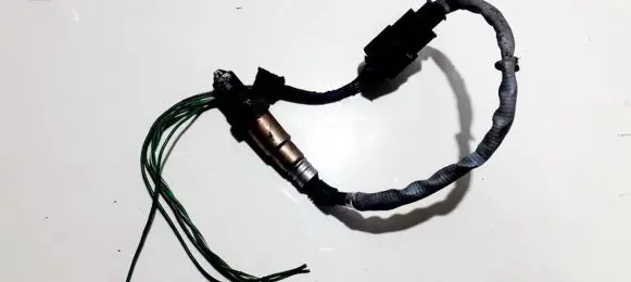 Mercedes-Benz ML W166 Lambda probe sensor 0065421718 0s000717t08