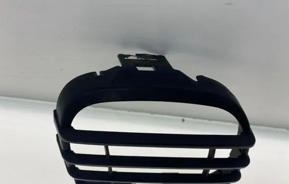 Subaru Forester SF Front fog light trim/grill