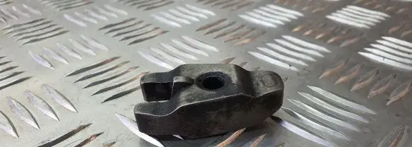 Peugeot 206 CC Fuel Injector clamp holder