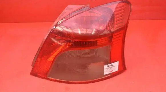 Toyota Yaris Rear/tail lights 0D-7
