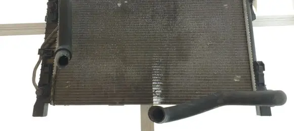 Mercedes-Benz C W203 Coolant radiator A2035002503