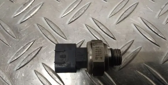 Toyota Corolla Verso AR10 Oil level sensor 8944851010