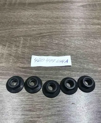 Audi A4 S4 B5 8D Nuts/bolts 4D0407644A