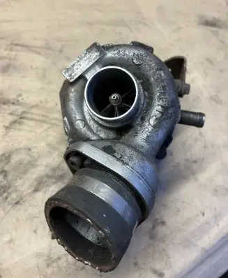 BMW 1 E81 E87 Turbo 7793865 GT1752V