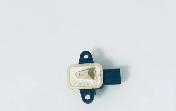 Volvo V60 Airbag deployment crash/impact sensor 30798030