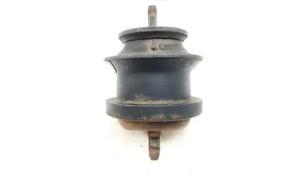 Infiniti FX Engine mount bracket