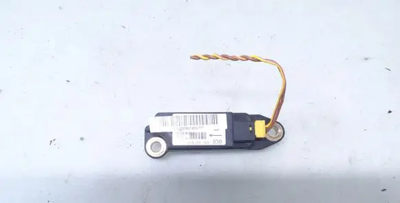 Mercedes-Benz S W220 Airbag deployment crash/impact sensor 2208204426