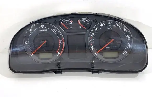 Skoda Superb B5 (3U) Speedometer (instrument cluster) 3U0920810A