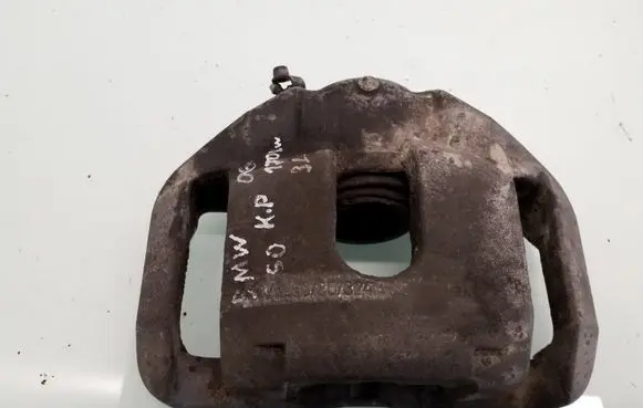 BMW 5 E60 E61 Front brake caliper 6030324