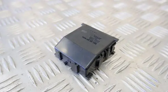 Door central lock control unit/module