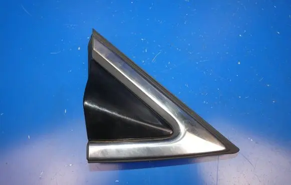 Hyundai Grand Santa Fe NC Front door glass trim molding 861902W000