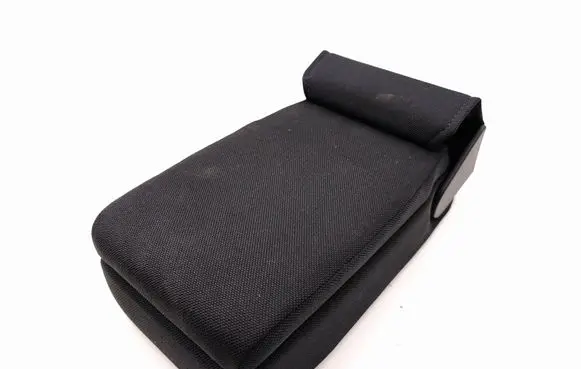 Chevrolet Captiva Rear seat armrest 