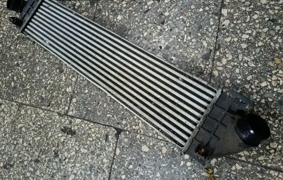 Volvo V70 Intercooler radiator 992442JD