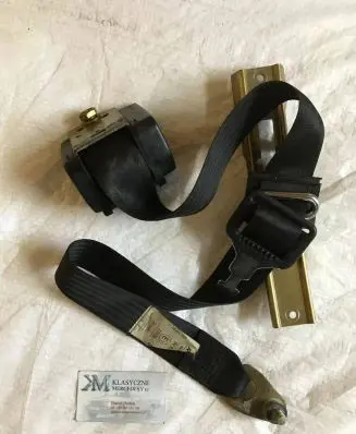 Mercedes-Benz S W126 Front seatbelt 1268600085