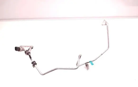 Dacia Sandero Air conditioning (A/C) pipe/hose 924404665R