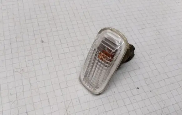 Honda Civic Front fender indicator light