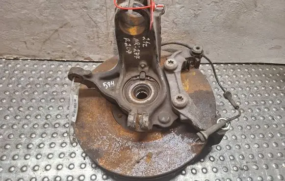 Peugeot 207 Front wheel hub spindle knuckle S14765277 5P4