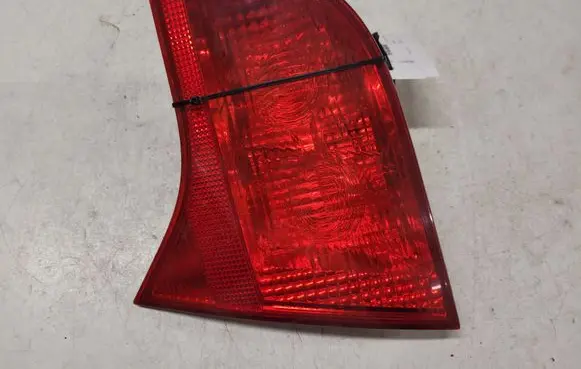 Audi A4 S4 B7 8E 8H Tailgate rear/tail lights 8E9945094 484502 ULO749002