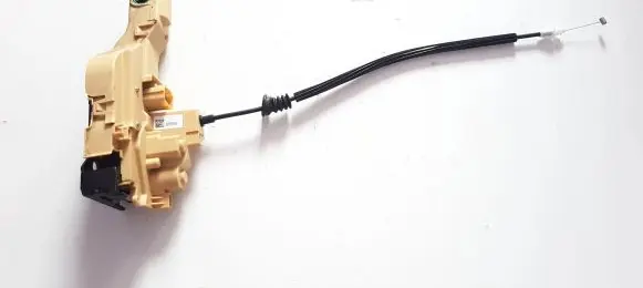 Alfa Romeo Giulia Front door lock 50536543