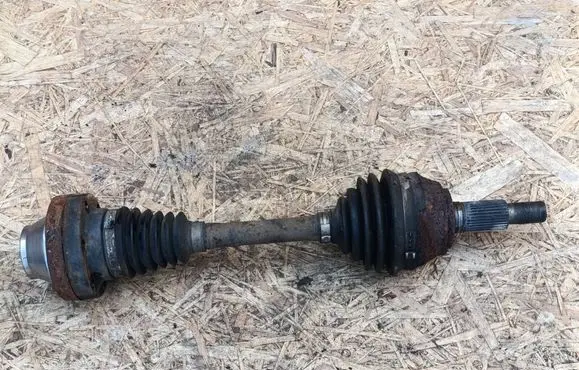 Volkswagen Touareg I Front driveshaft 