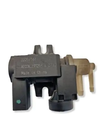 Volvo XC40 Turbo solenoid valve 32257161 19121530747