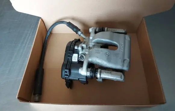 Infiniti Q30 Rear brake caliper A2464232398