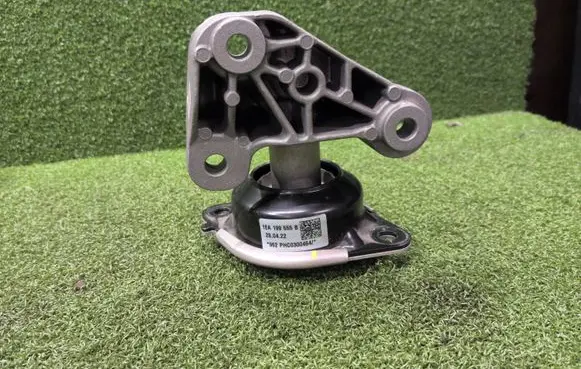 Volkswagen ID.4 Gearbox mount 1EA199555B