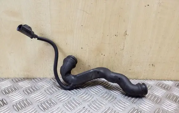 Volvo XC60 Breather/breather pipe/hose 30788009