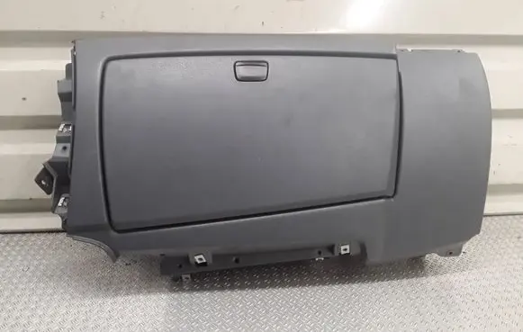 BMW 1 E81 E87 Glove box 7135696