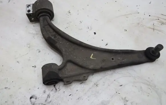 Opel Zafira C Front control arm KRIS235789