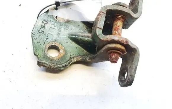 Subaru Legacy Rear door lower hinge