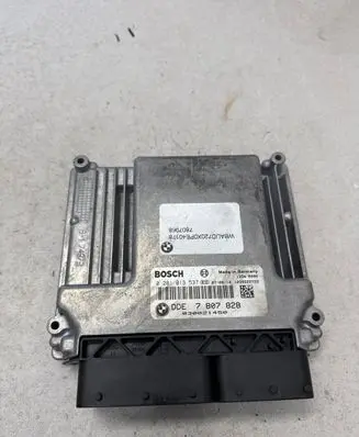BMW 1 E81 E87 Engine control unit/module 7807828 0281013537 030021450