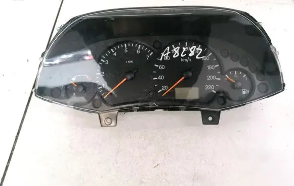 Ford Focus Speedometer (instrument cluster) 98AP10841BC 98AP-10841-BC
