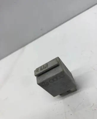 Audi A5 8T 8F Other relay 1K0951253 V23374A1601100