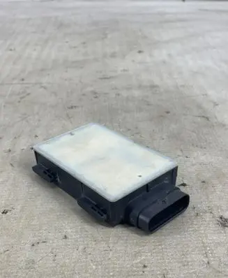 BMW 7 G11 G12 Blind spot module 6877835