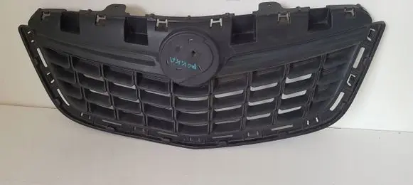 Buick Encore I Front bumper upper radiator grill 95391786
