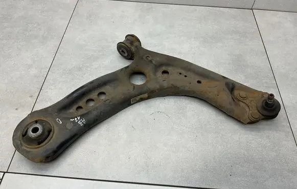 Front lower control arm/wishbone