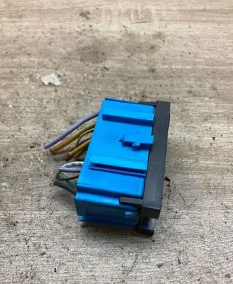 Renault Scenic II - Grand scenic II Fuse module 7703597202 353895
