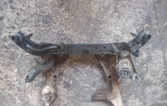BMW 5 E60 E61 Front subframe