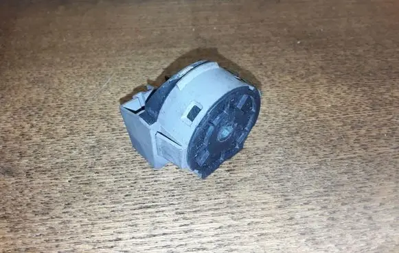 Ford Focus Ignition lock contact 98AB11572BE