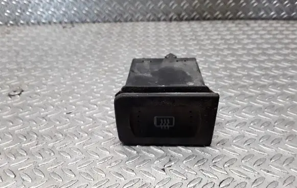 Volkswagen Golf IV Windscreen/window heater switch 1J0959621C