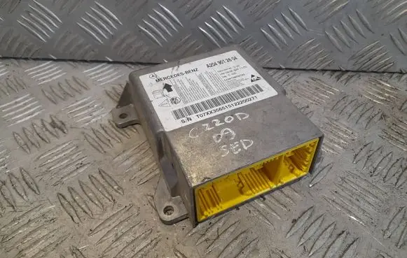 Mercedes-Benz C W204 Airbag control unit/module A2049012604 5WK44740