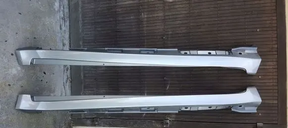 Toyota Avensis T270 Sill/side skirt trim 7586005020