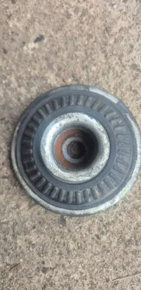 Coil spring mount