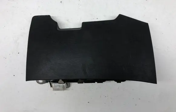 Toyota Avensis T270 Knee airbag 7390005030