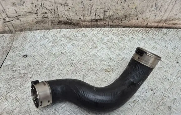 Mercedes-Benz C W204 Intercooler hose/pipe A2045282982
