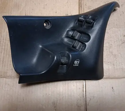 Chrysler Voyager Electric window control switch Opf33sx8