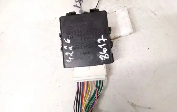 Toyota RAV 4 (XA30) Other control units/modules 8594042020 85940-42020