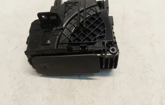 Ford Ranger IV Cup holder front 